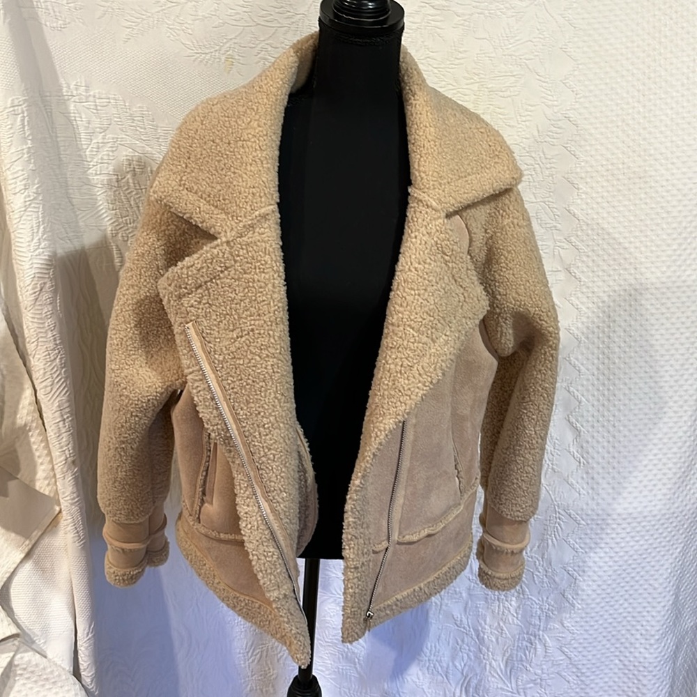 Princess Polly Sherpa jacket, size S/M - Picture 1 of 15